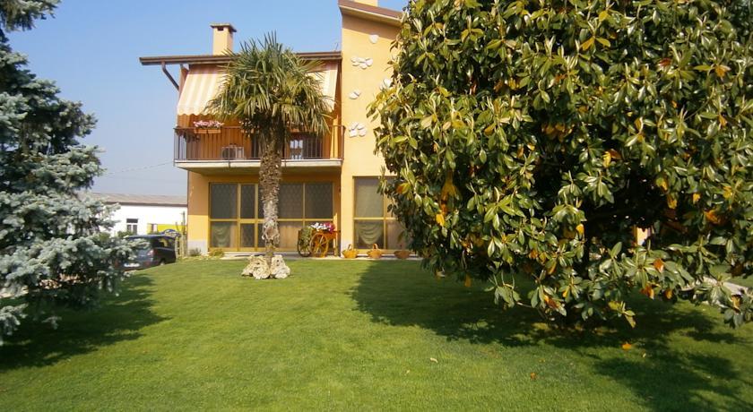 Мини-отель B&B Carmen Biondani
