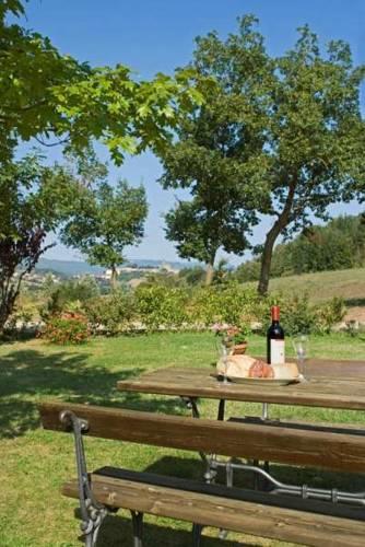 Отель Agriturismo La Pietraia