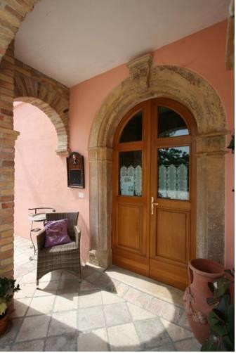 Отель Country House Casale Centurione