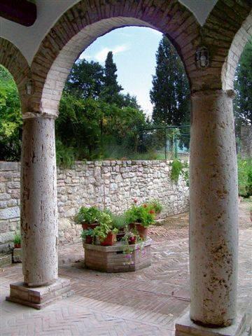 Отель Rocca Di Mantignana