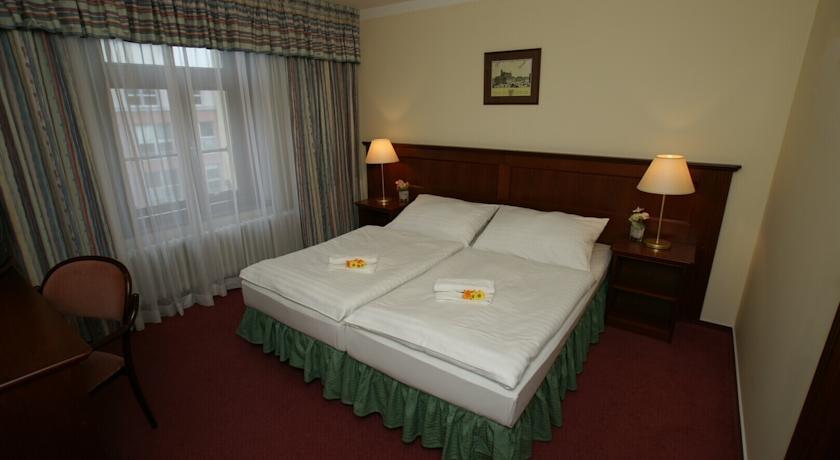 Отель Hotel Lunik