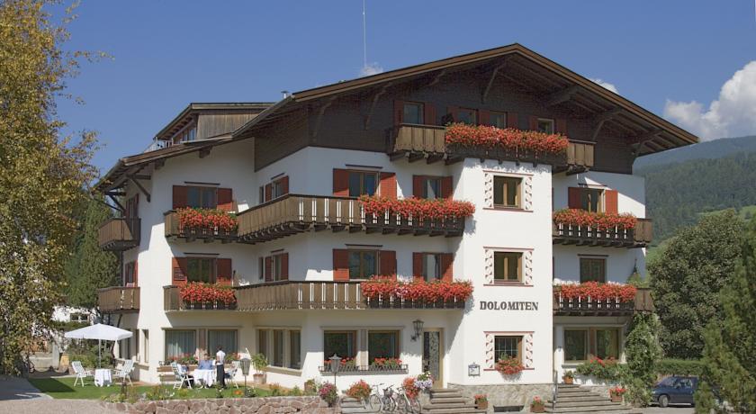 Отель Hotel Dolomiten
