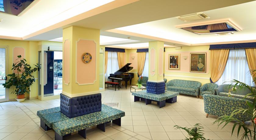Отель Hotel Cavallotti & Giotto