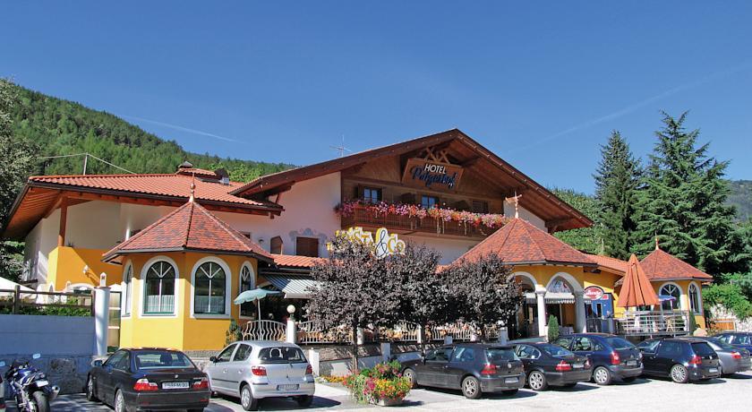 Отель Hotel Restaurant Putzerhof