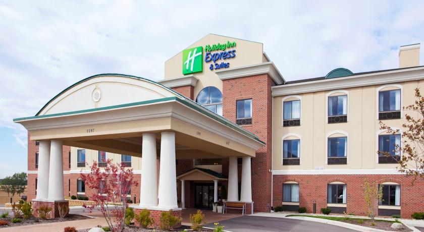 Отель Holiday Inn Express Hotel & Suites Howell