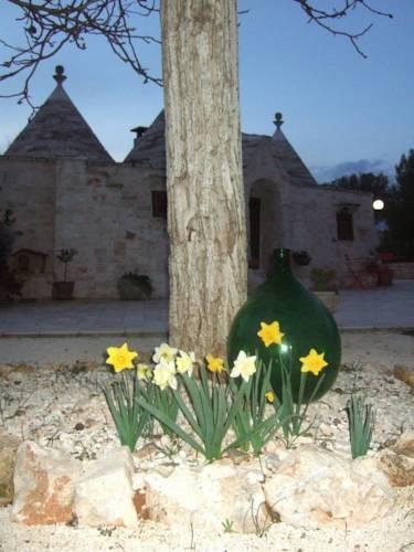 Отель Trulli Sabrina Resort