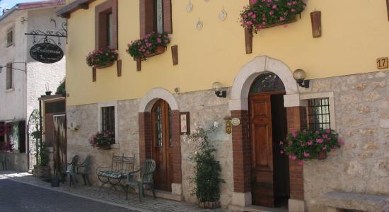 Отель Albergo Andromeda