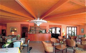 Отель Hotel Lo Scoiattolo