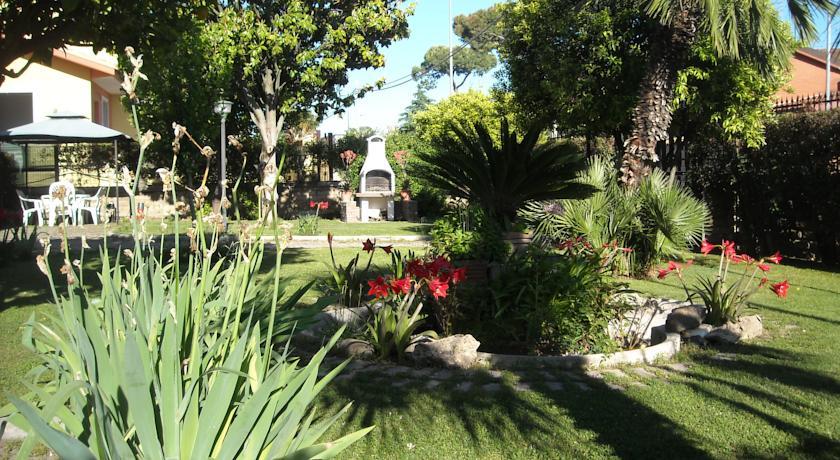 Мини-отель Giardino Degli Aranci B&B