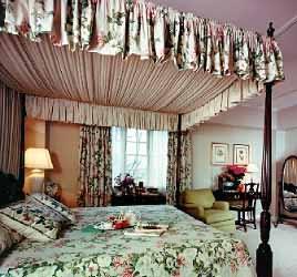 Отель Roslyn Claremont Hotel