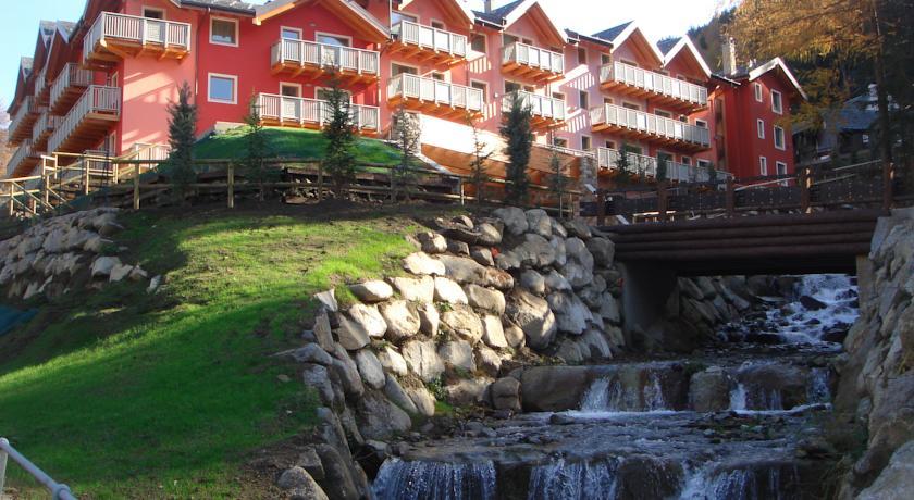 Апартаменты Residence Adamello Resort