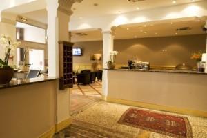 Отель Best Western le Comtadin
