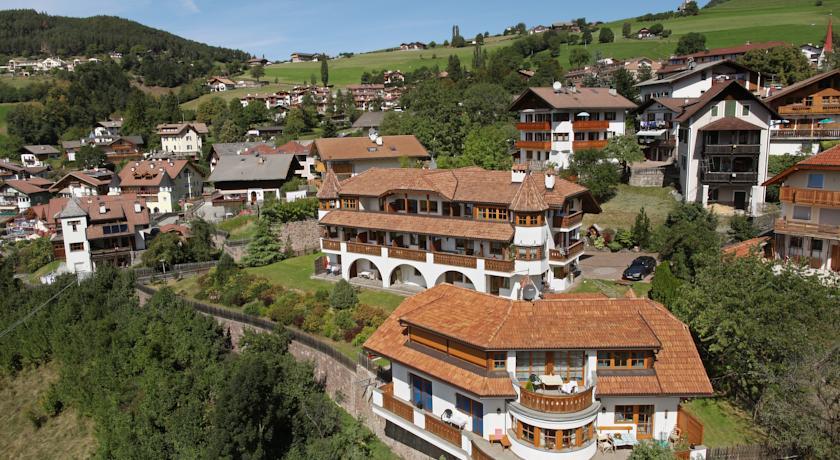 Апартаменты Residence Burghof