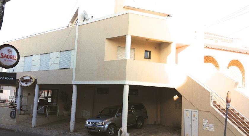 Апартаменты Alvor Apartments