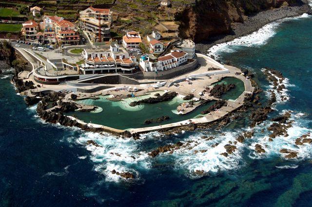 Отель Aqua Natura Madeira