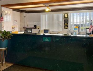 Отель Days Inn-Byron