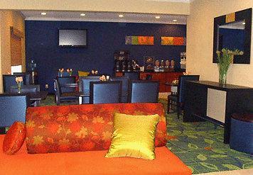 Отель Fairfield Inn Topeka