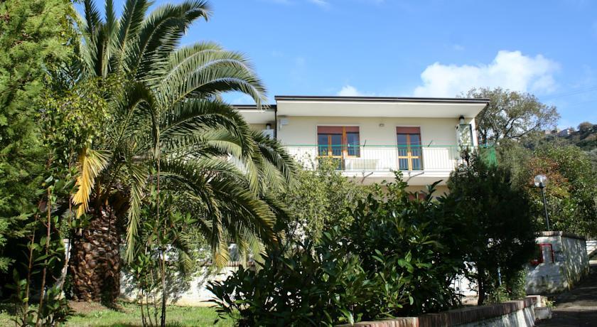 Апартаменты Malida House