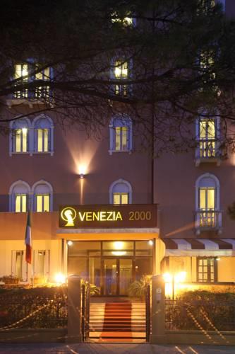 Отель Hotel & Residence Venezia 2000