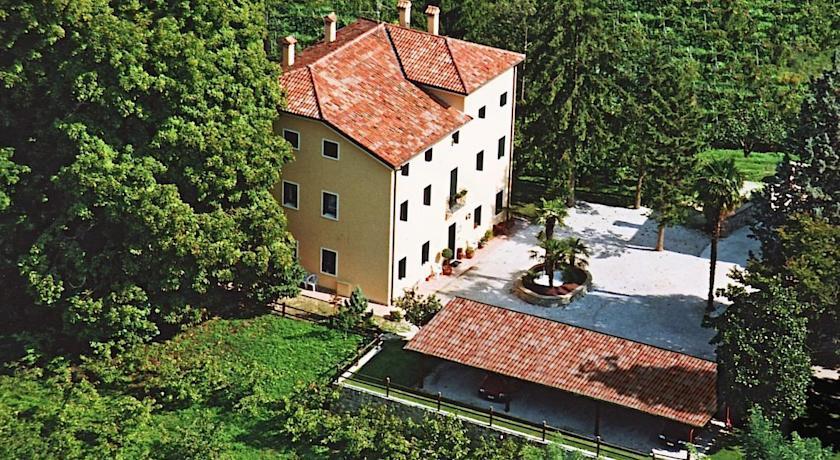 Отель Agriturismo Al Colle Del Ciliegio