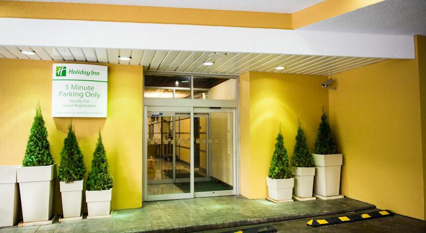 Отель Holiday Inn Windsor Downtown