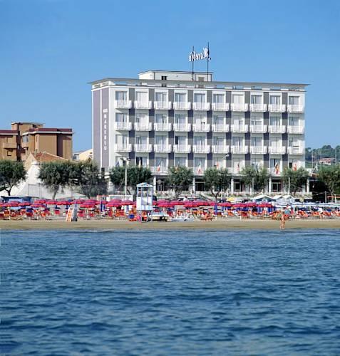 Отель Hotel Mareblu