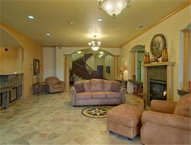 Отель Days Inn and Suites Wichita Falls