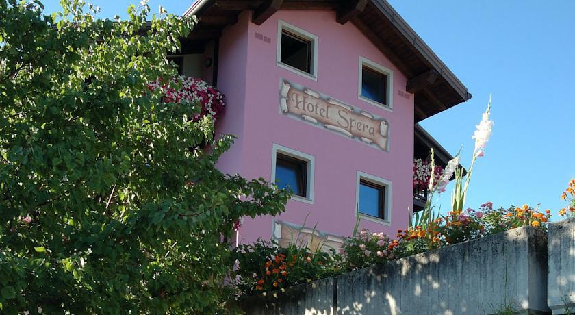 Отель Hotel Spera