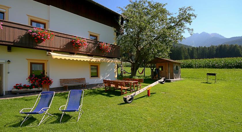 Отель Ferienwohnungen Bulandhof