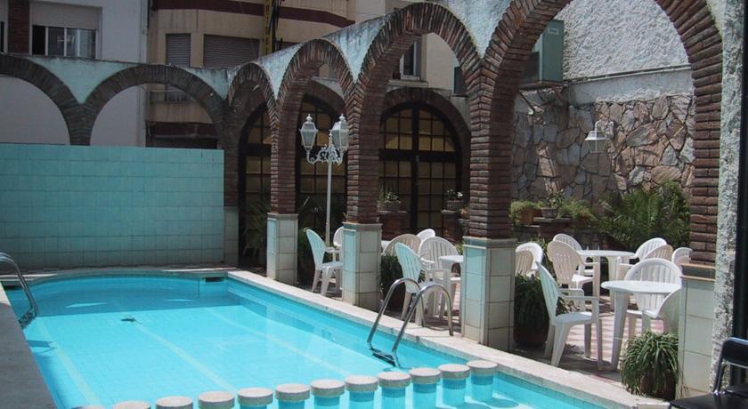 Отель Serhs Hotel Vila de Calella