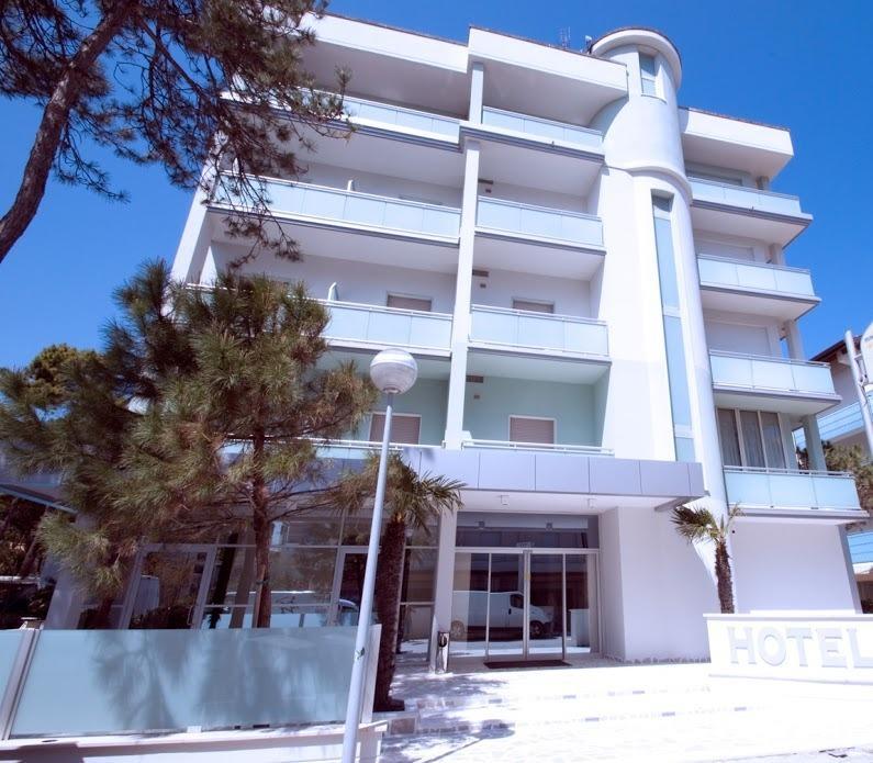 Отель Hotel Sorriso