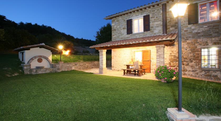 Отель Agriturismo Caiburroni