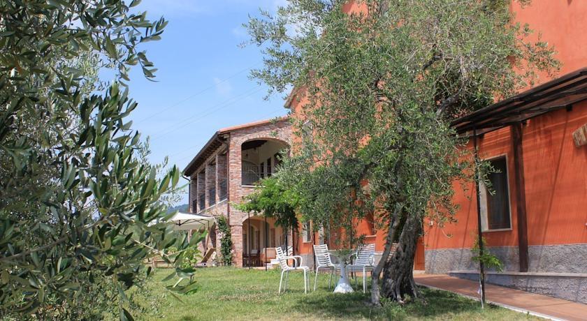 Отель Agriturismo La Burlanda