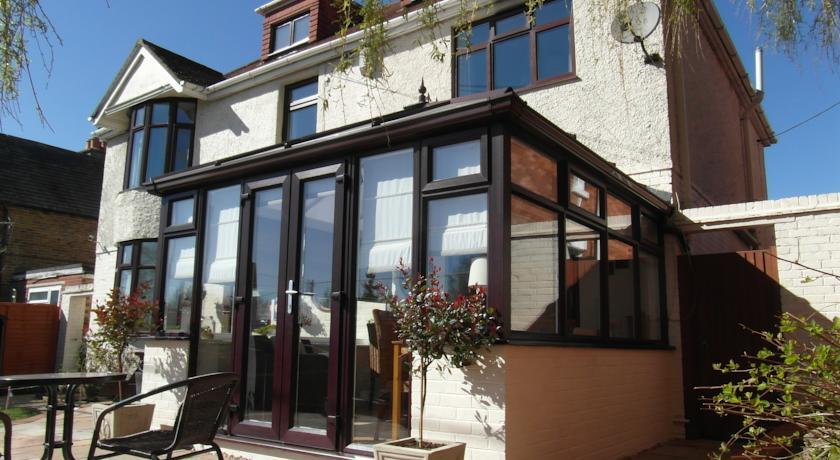 Мини-отель Harriet House B&B