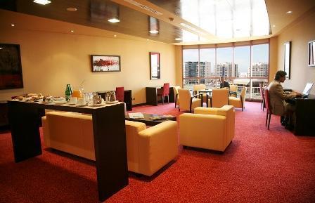 Отель Silken Ciudad Gijón