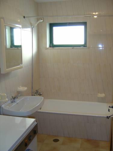 Апартаменты Two Bedroom Apartment in Manta Rota