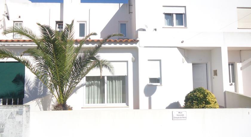 Гостевой дом Supertubos guest house