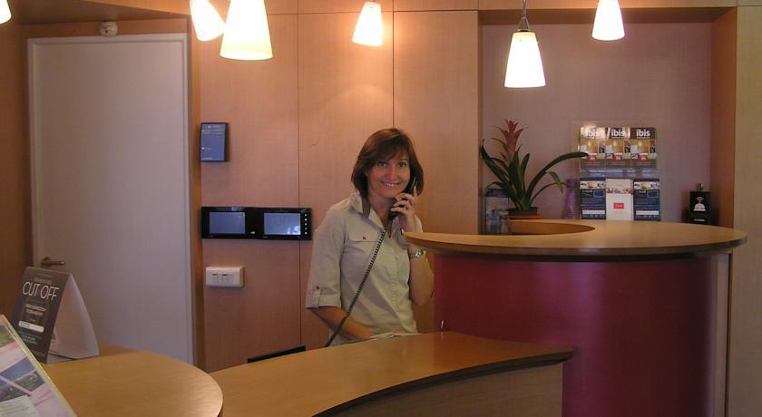 Отель Hotel ibis Narbonne
