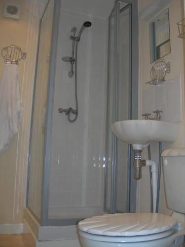 Marina B & B