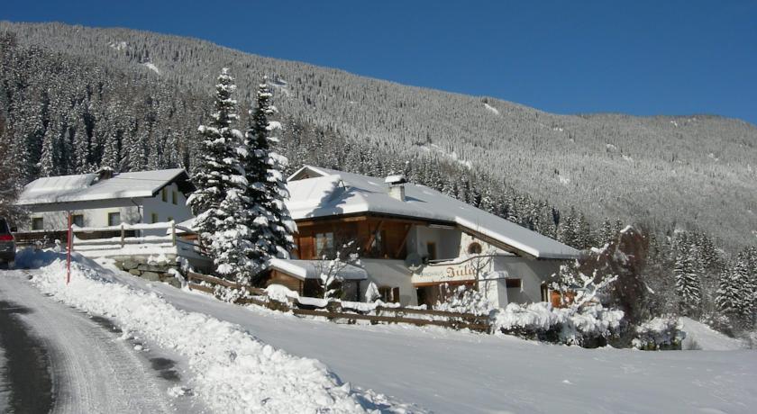 Отель Landhaus Julia