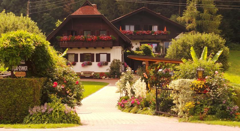 Гостевой дом Blumenpension Strauss