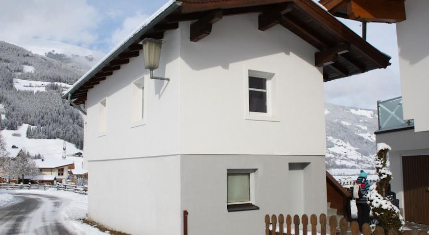 Отель Habach