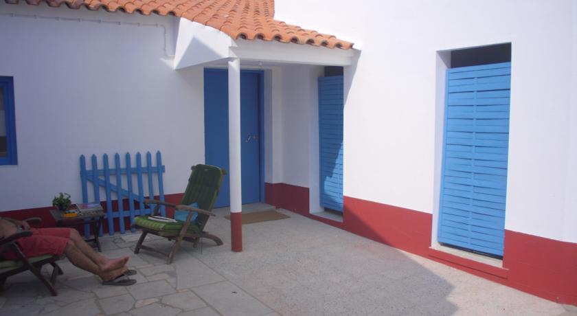 Хостел Adraga Surf Hostel