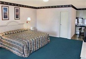 Отель Econo Lodge Keesler Afb