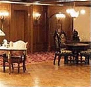 Отель The Lodge Hotel and Conference Center
