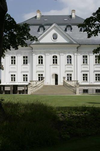 Отель Pałac Borynia