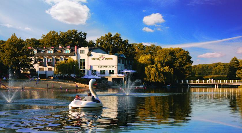 Отель Hotel Słowik