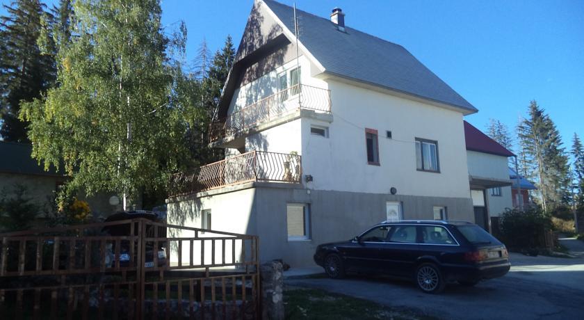 Отель Apartments Obradović