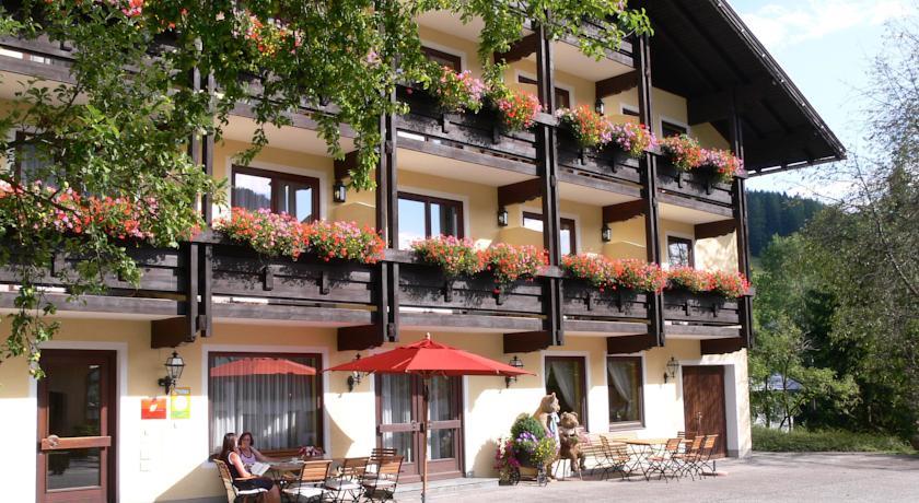 Отель Alpenhotel Russbacher Hof