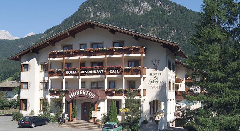 Отель Hotel Hubertus